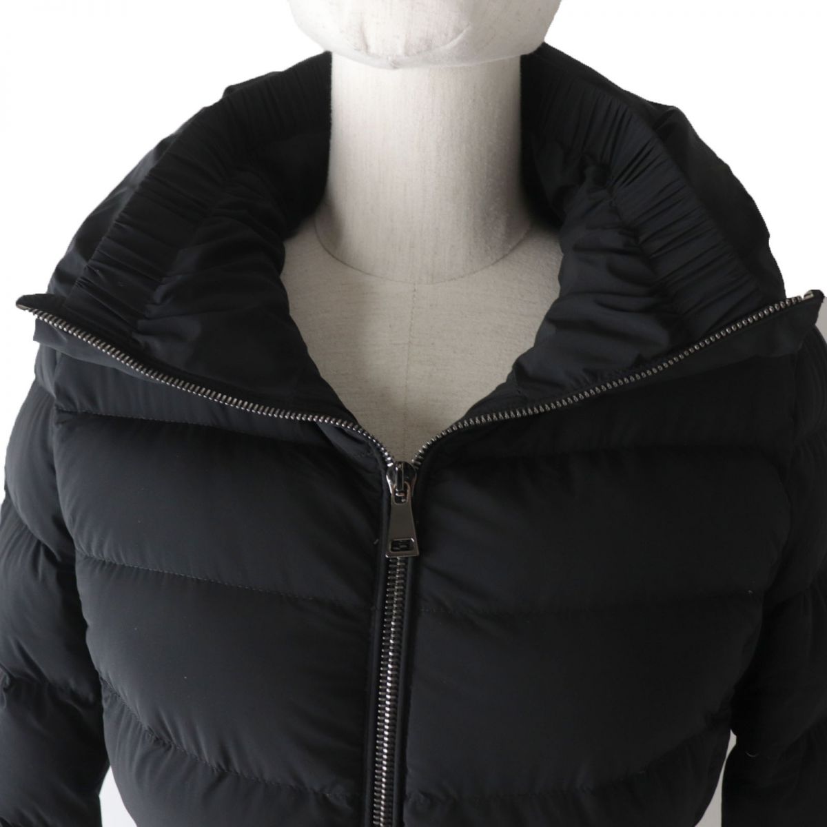 Moncler Down Jacket Outer