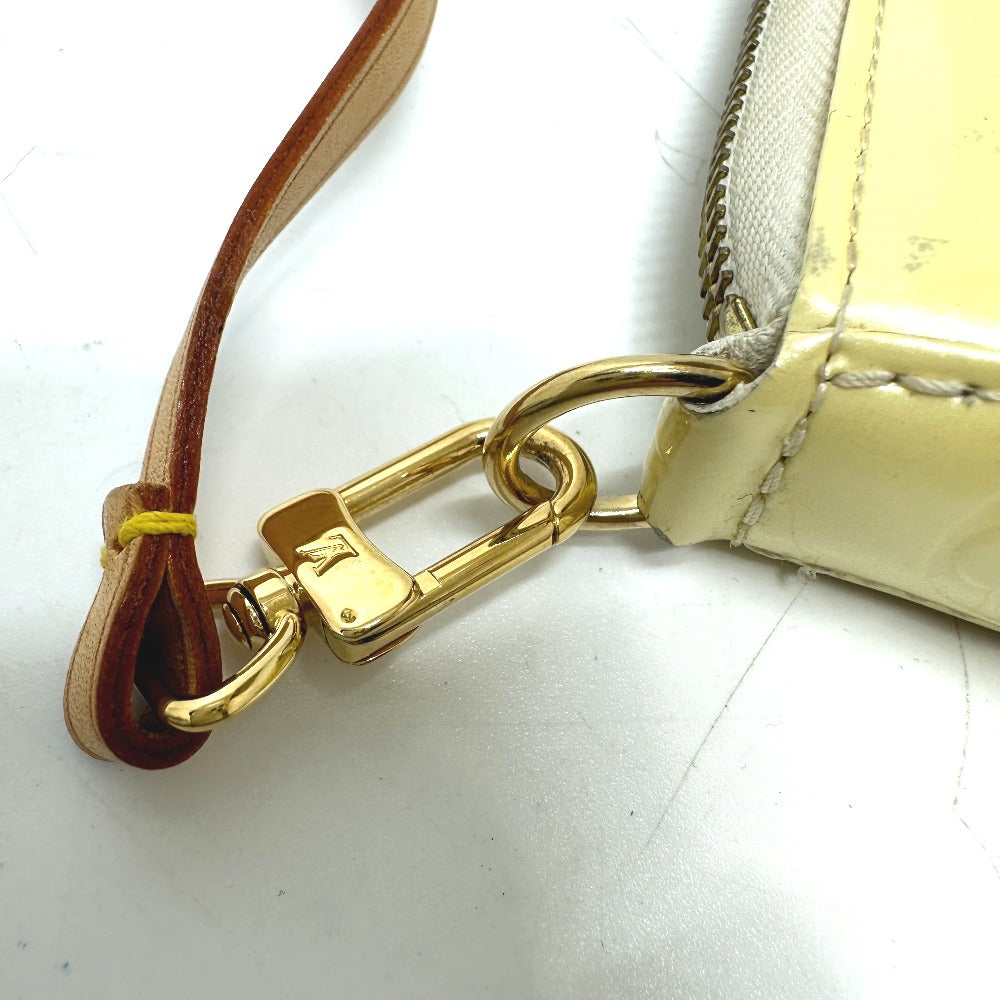 Louis Vuitton Shoulder Bag M91333 Monogram Vernis White Monogram Vernis Mallory Square