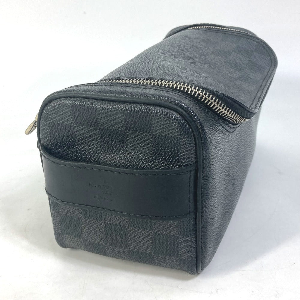 Louis Vuitton Pouch N47625 Damier Grafitto Canvas Black Damier Grafitte C Cracking Pouch Mens