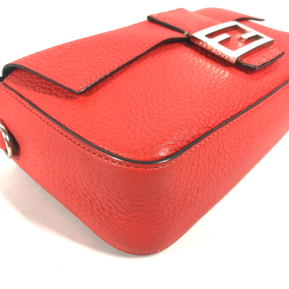 Fendi Shoulder Bag Leather Red Mamma Bucket Celeria