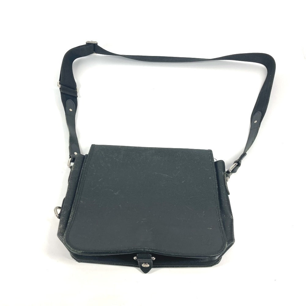 Louis Vuitton Shoulder Bag M32482 Taiga Leather Black Taiga Andrei