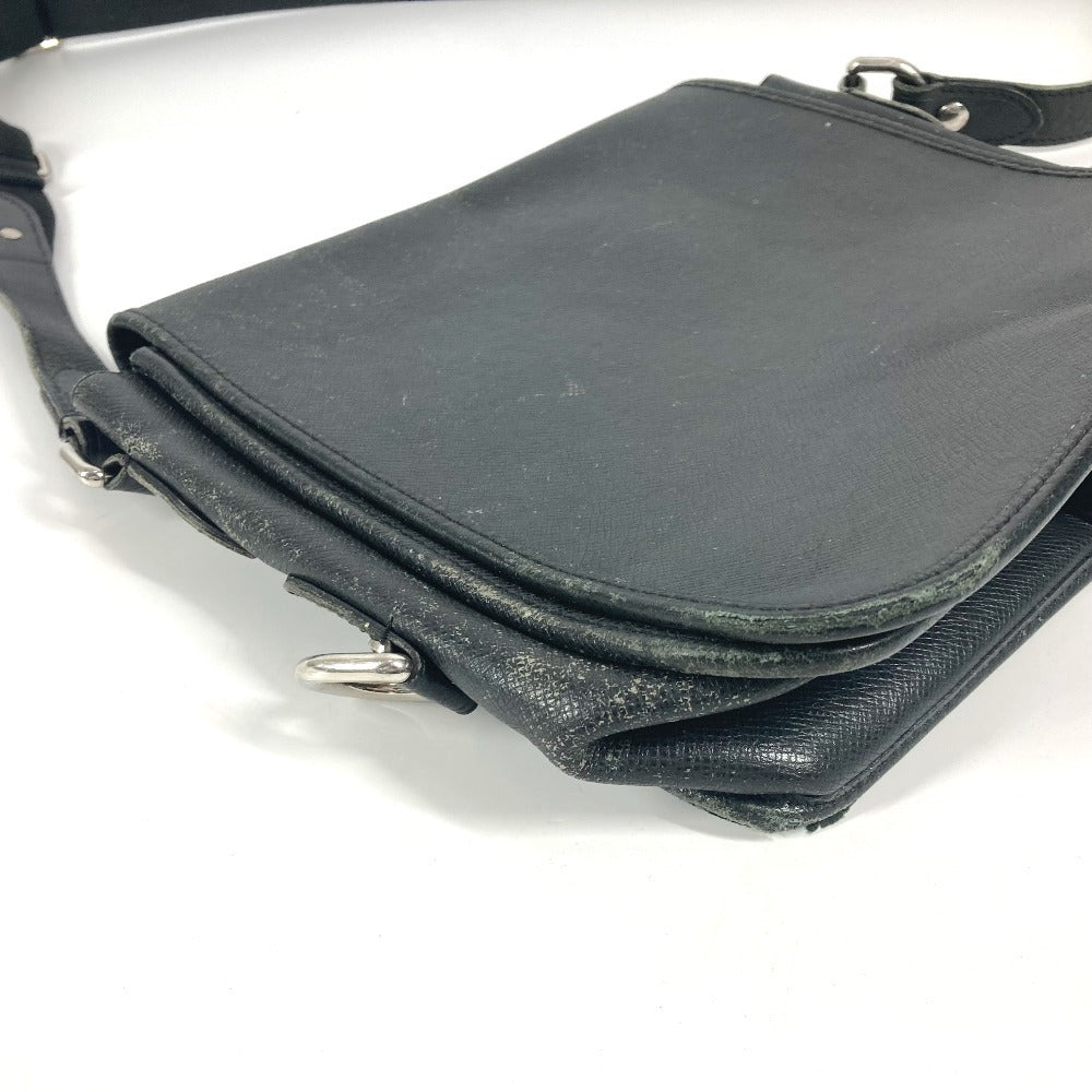 Louis Vuitton Shoulder Bag M32482 Taiga Leather Black Taiga Andrei