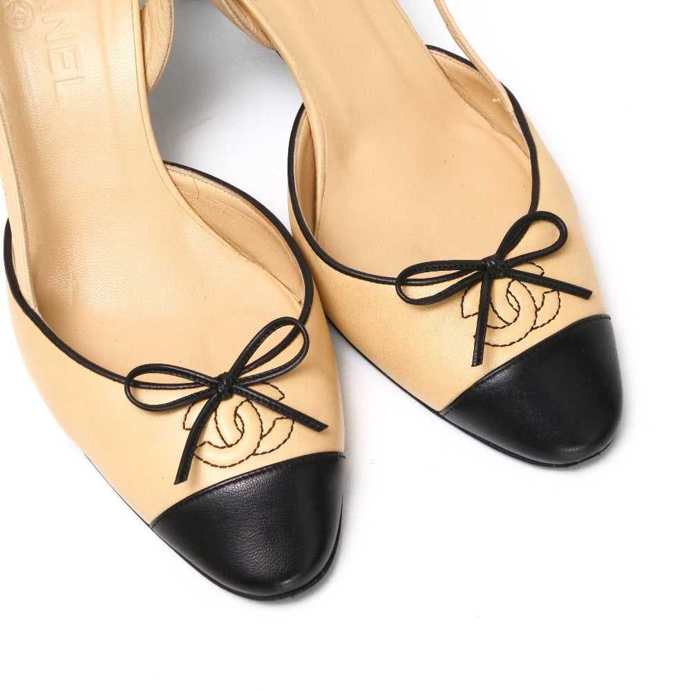 Chanel Pumps Leather Beige Type Black 37 C