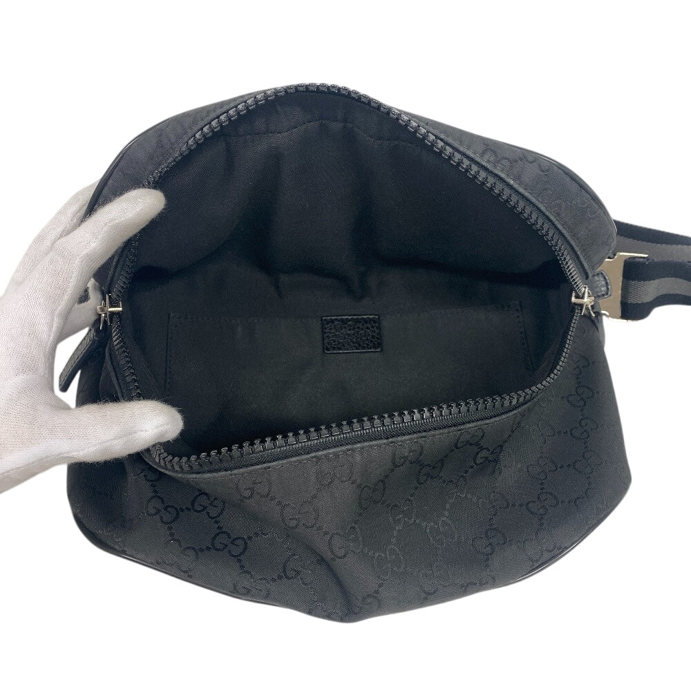 Gucci Sling Bag Nylon, Leather Black Gg Nylon Unisex(Unisex)