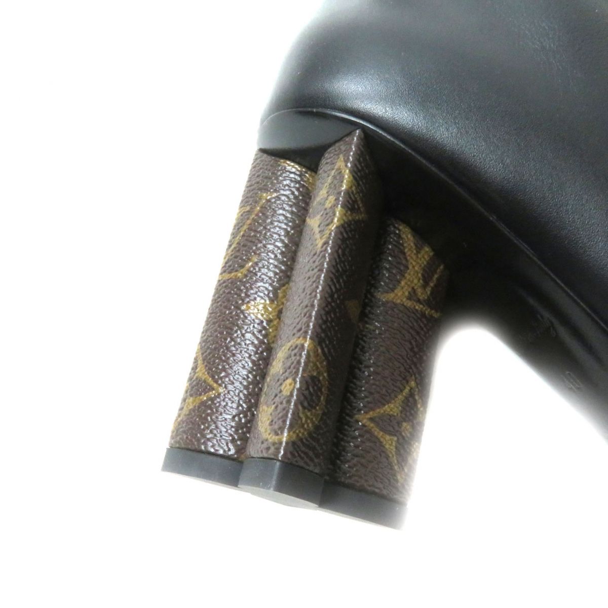 Louis Vuitton Boots Leather Black Women 40