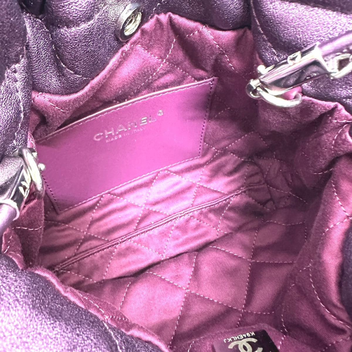 CHANEL Shoulder Bag Leather
