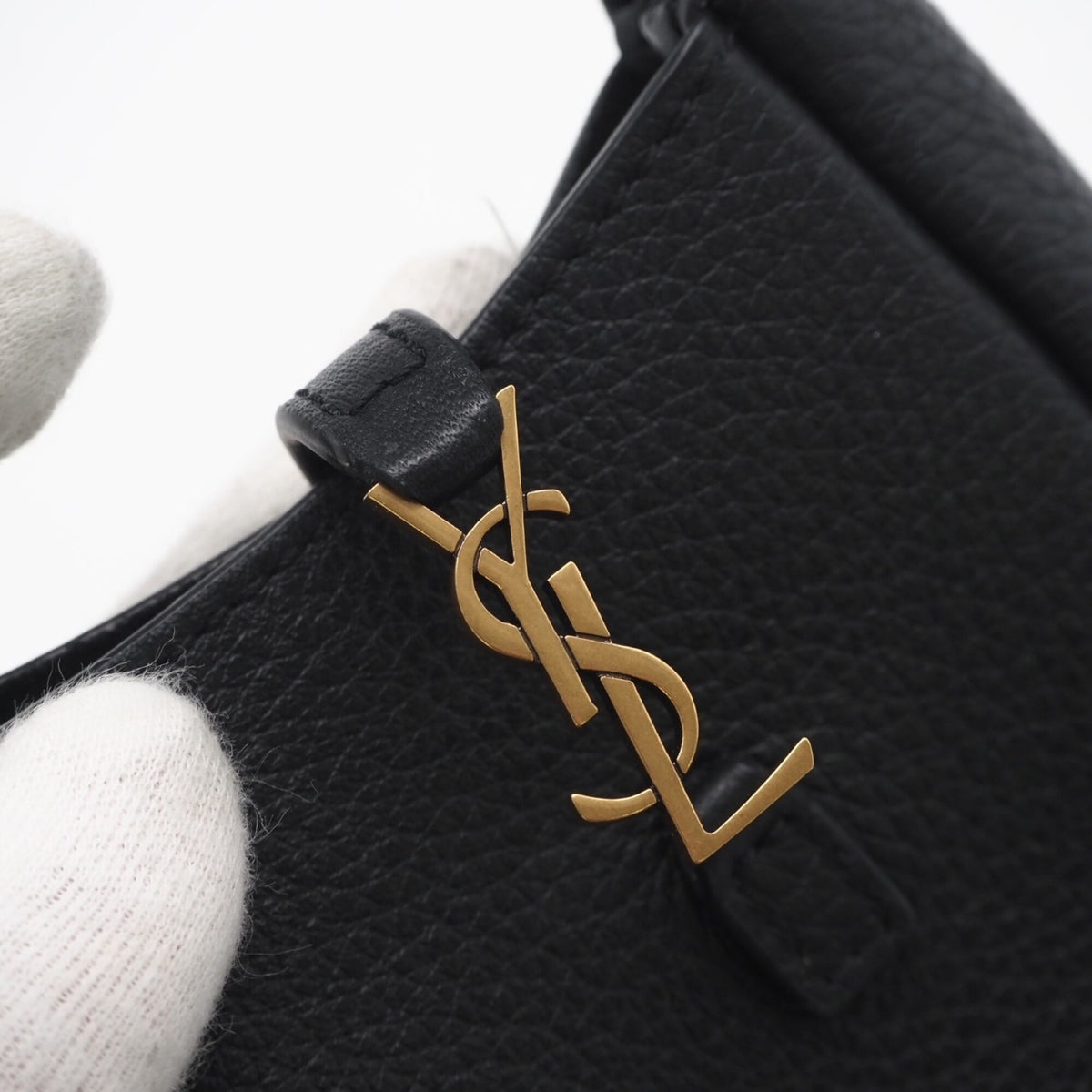 YVES SAINT LAURENT Pouch Leather