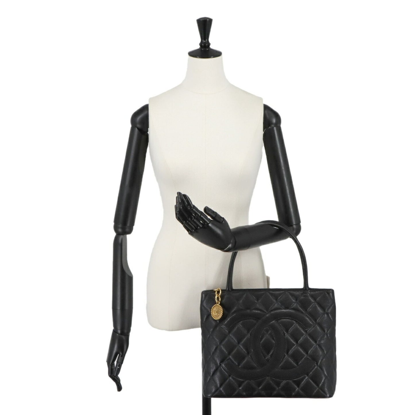 Handbag Chanel Tote Calfskin Grained