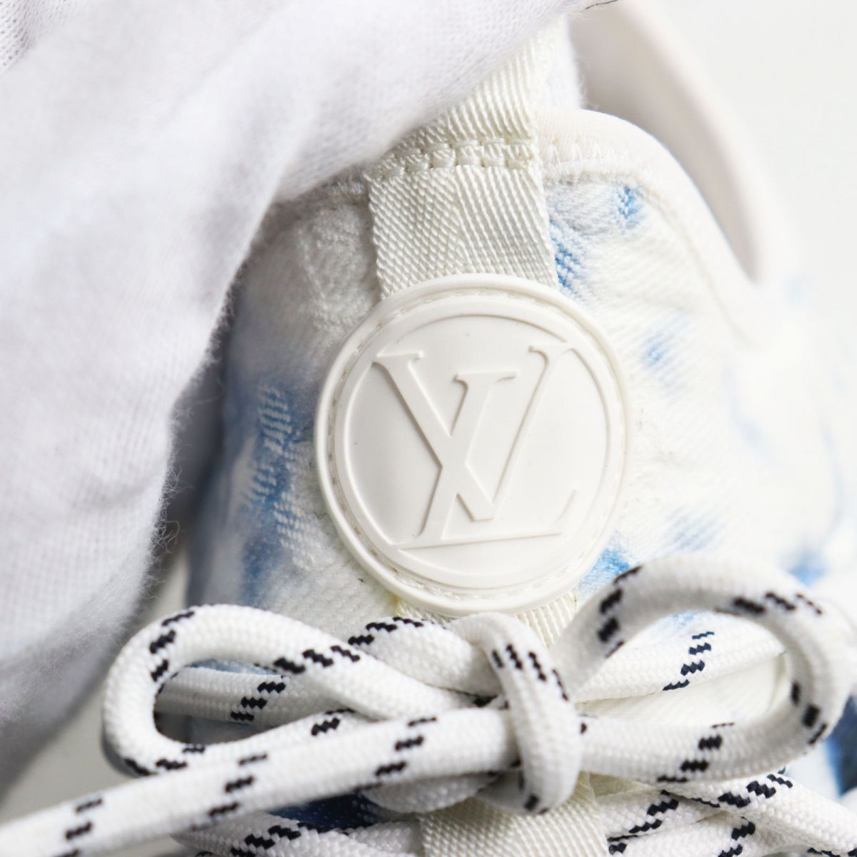Louis Vuitton Sneakers Part