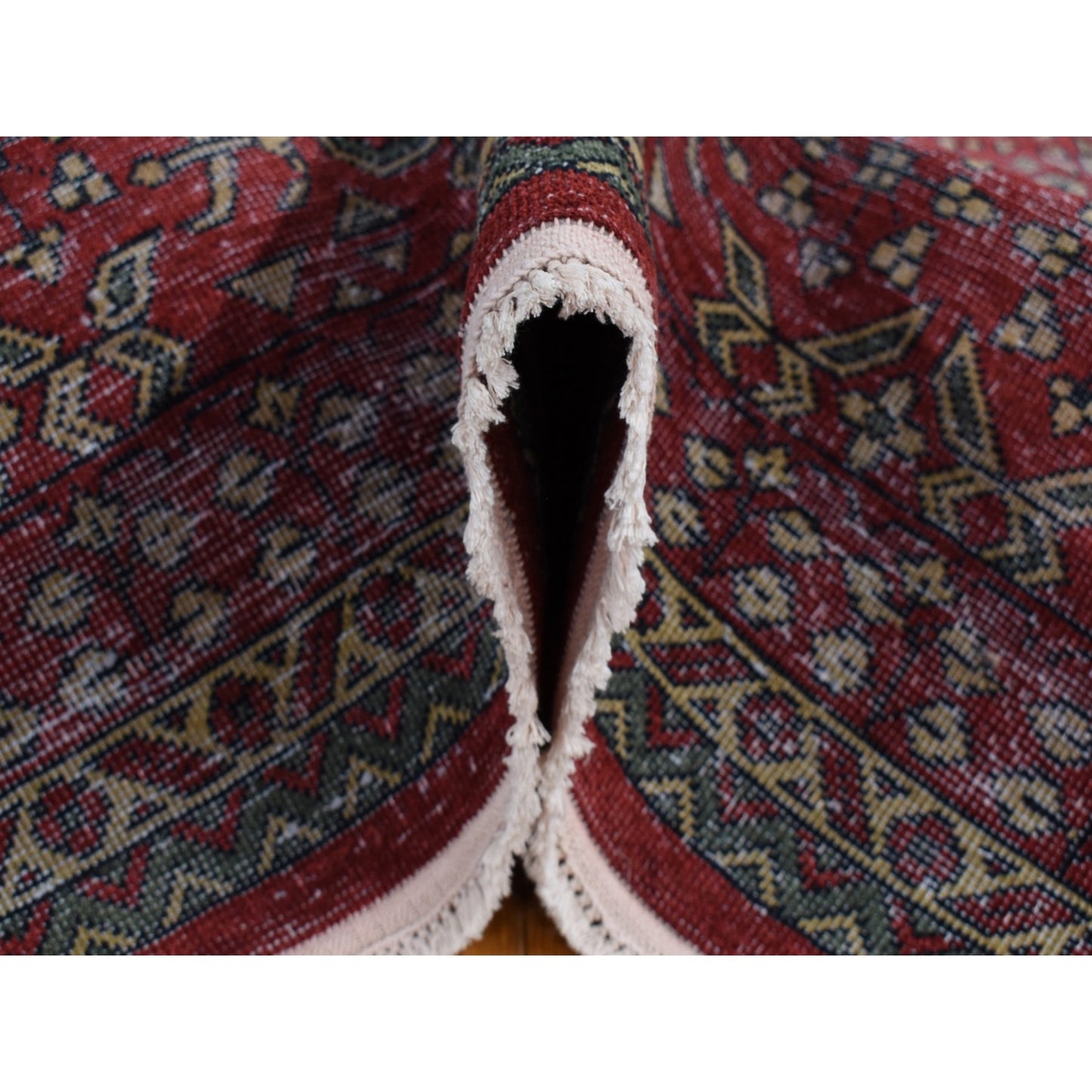 9'X12' Red Vintage Look Mamluk Worn Wool Hand Knotted Rug