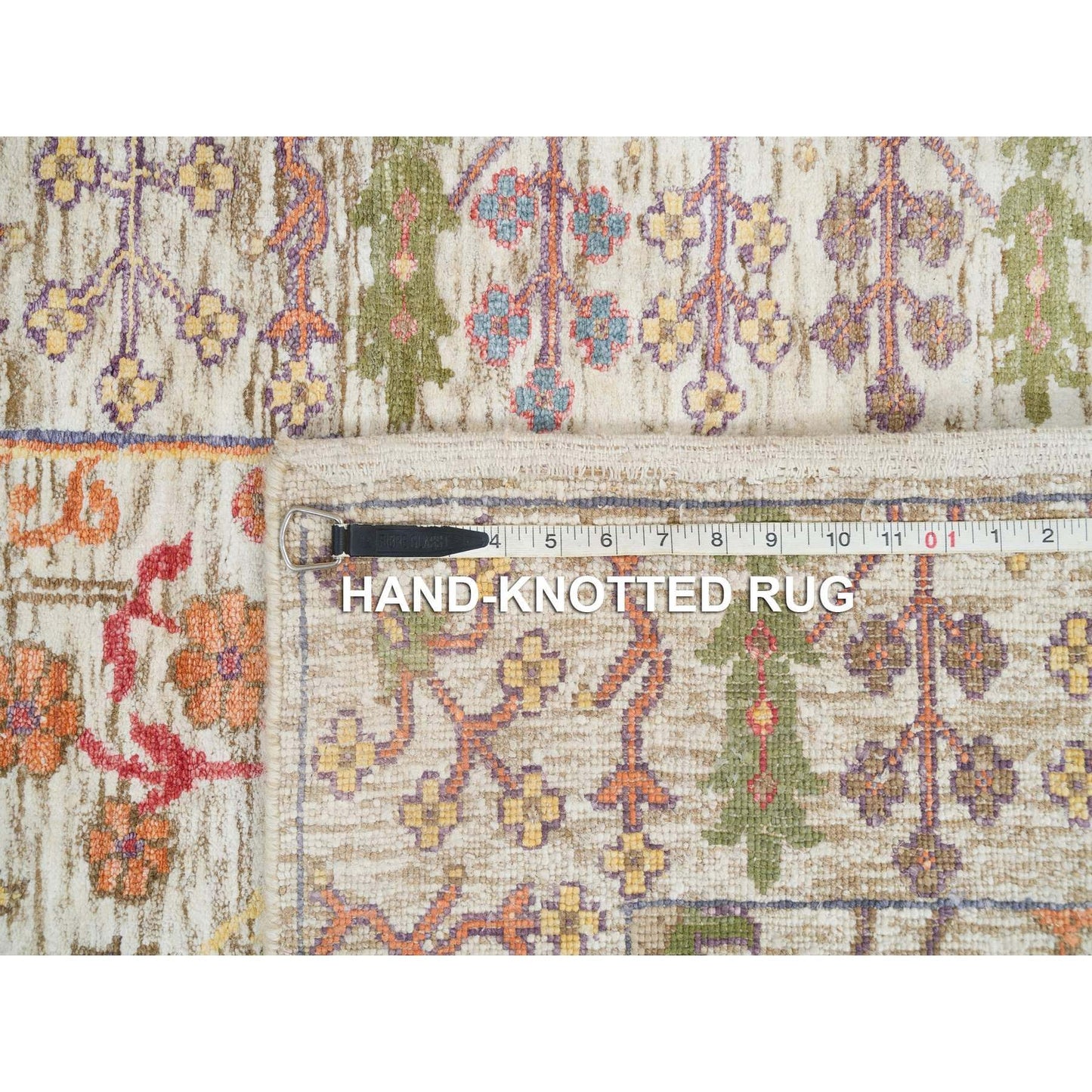 2'6"X6'2" Taupe Hand Knotted Directional Vase Design Silk/Wool Runner Rug