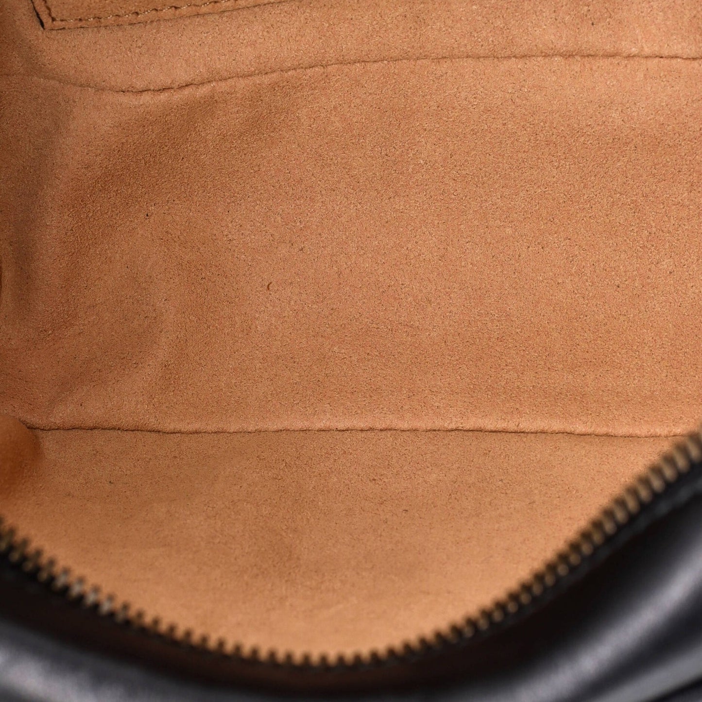 Gucci Pearly Gg Marmont Shoulder Bag Embellished Matelasse Leather Small