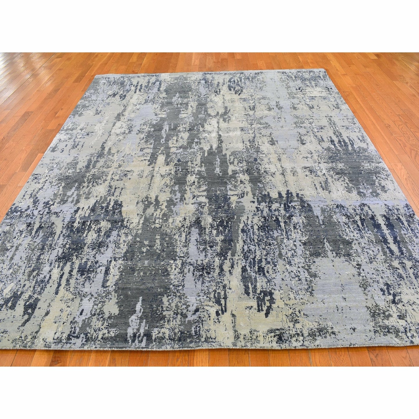 8'2"X10'2" Abstract Design Wool And Pure Silk Hand Knotted Oriental Rug