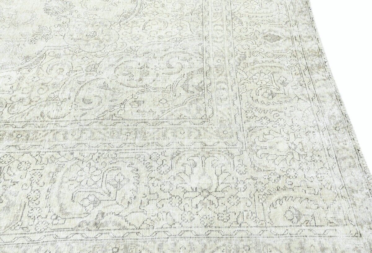 Distressed Vintage Oriental Rug Floral Dining
