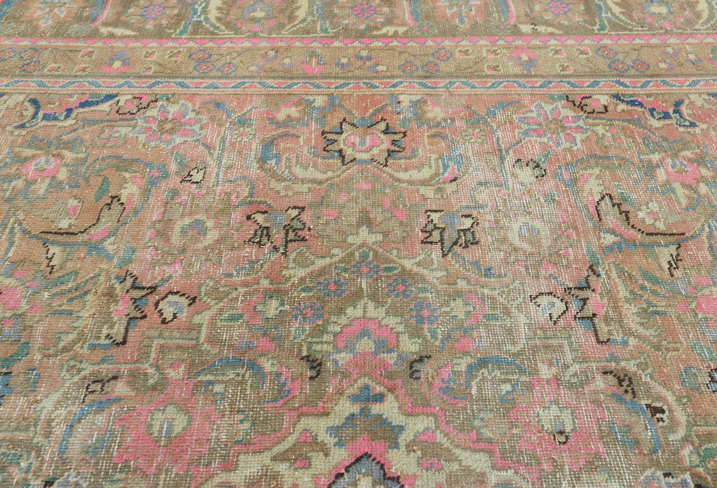 Handmade Semi Antique Muted Color 6X9 Ft