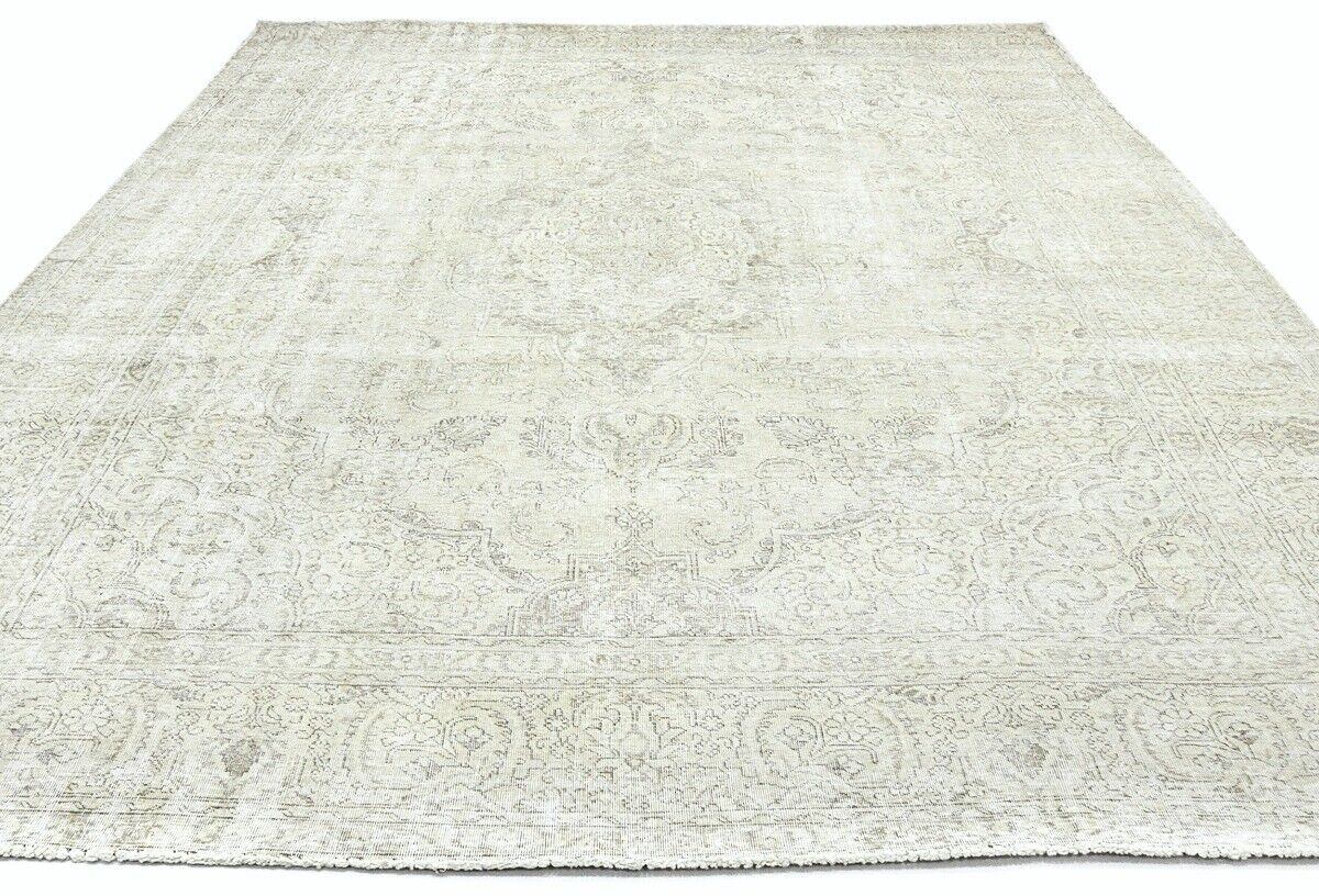 Distressed Vintage Oriental Rug Floral Dining