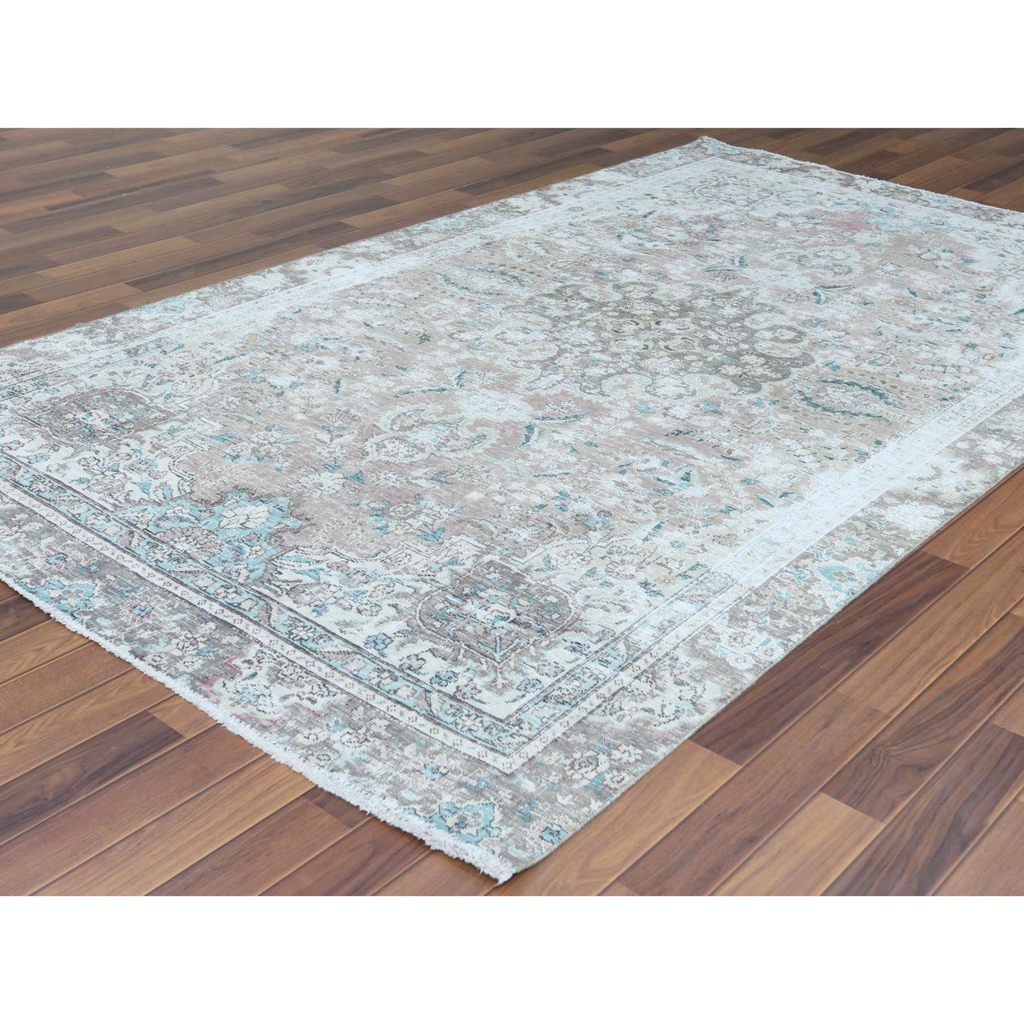 5'10"X9'5" Red Pure Wool Bohemian Farsian Tebraz Medallion Design Rug