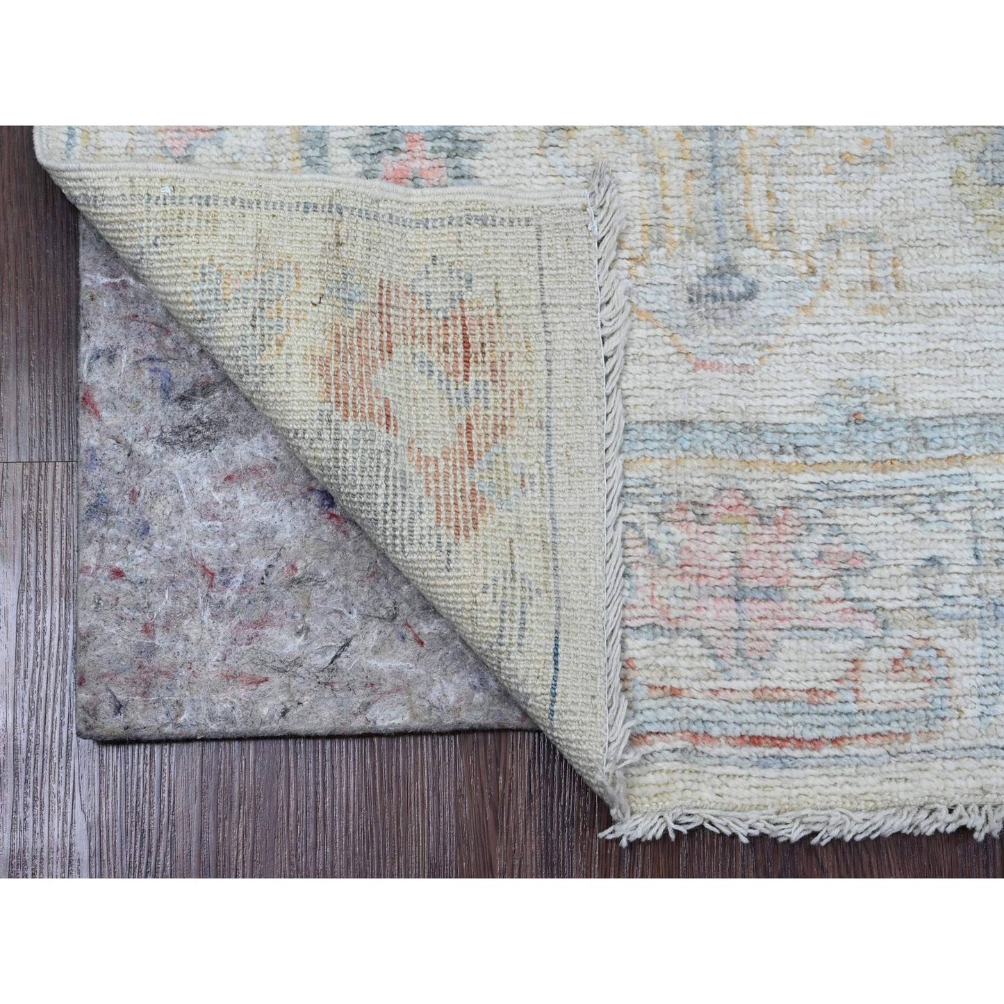 2'7"X6'2" White Angora Oushak Leaf Design Hand Knotted Wool Runner Rug