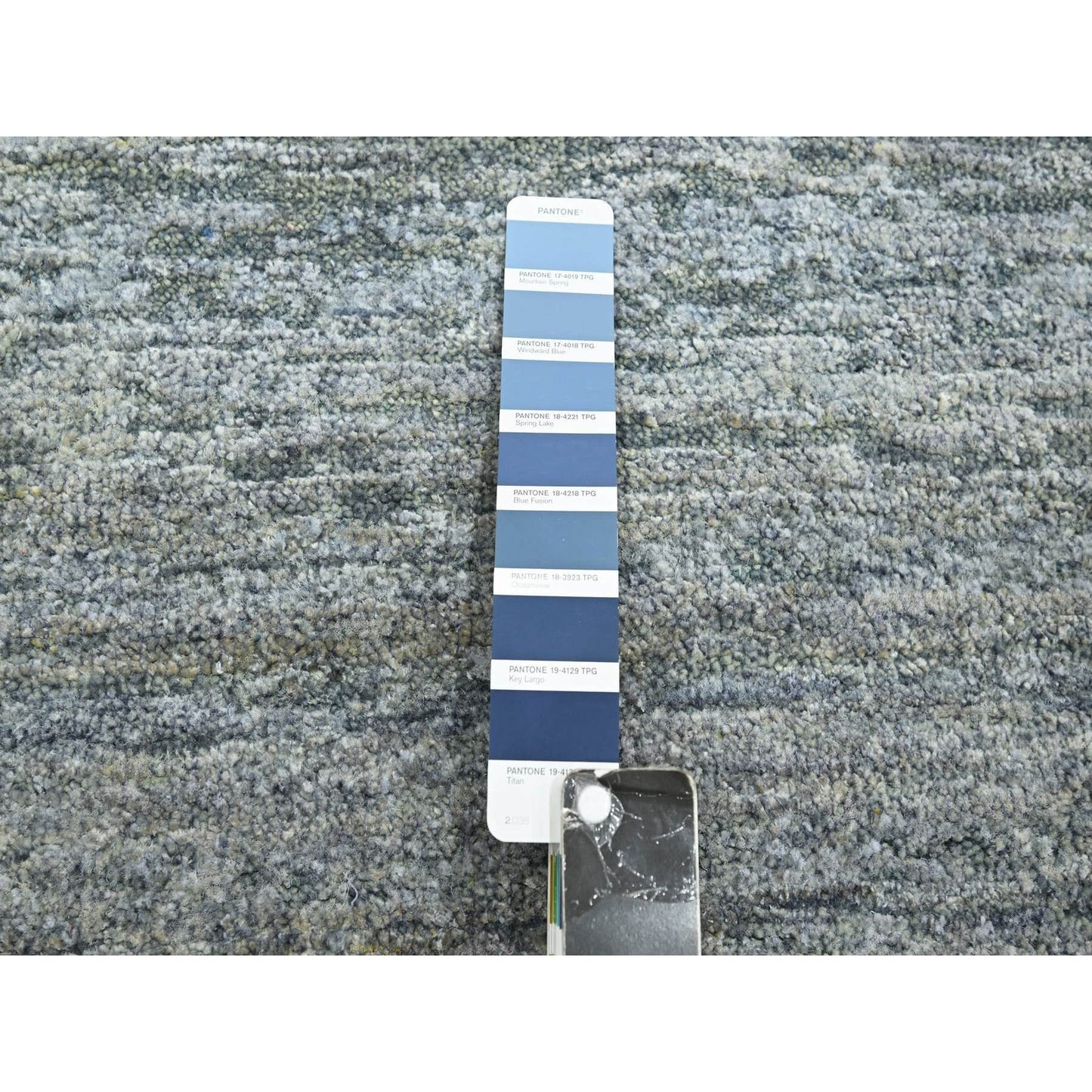 3'10"X6'1" Spanish Gray Plain Design Hand Knotted Pure Silk Oriental Rug