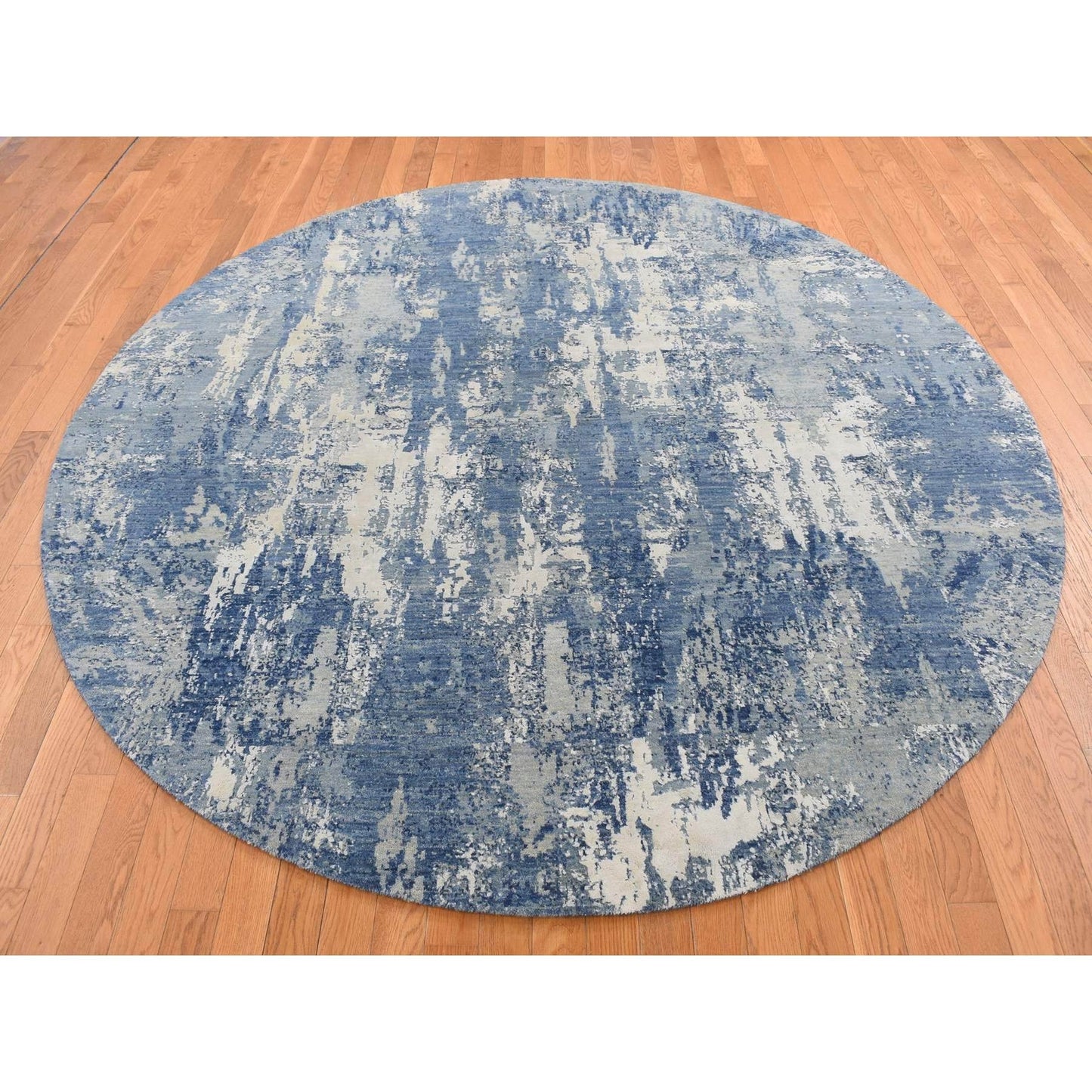 8'1"X8'1" Blue Abstract Design Wool And Pure Silk Hand Knotted Round Rug