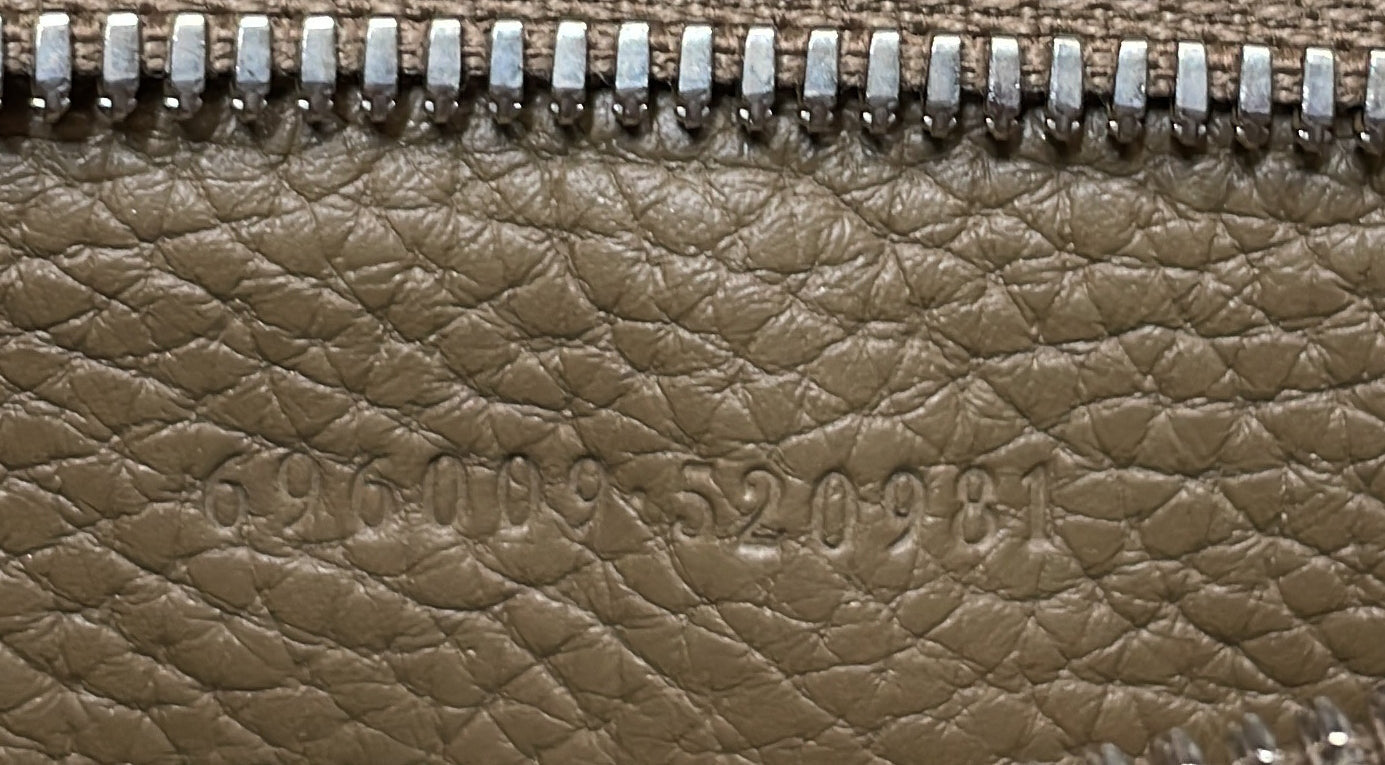 Gucci Zip Messenger Bag Jumbo Gg Embossed Leather Medium