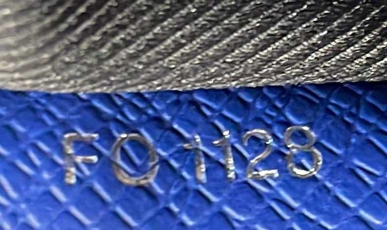 Louis Vuitton Outdoor Messenger Bag Taiga Leather Pm