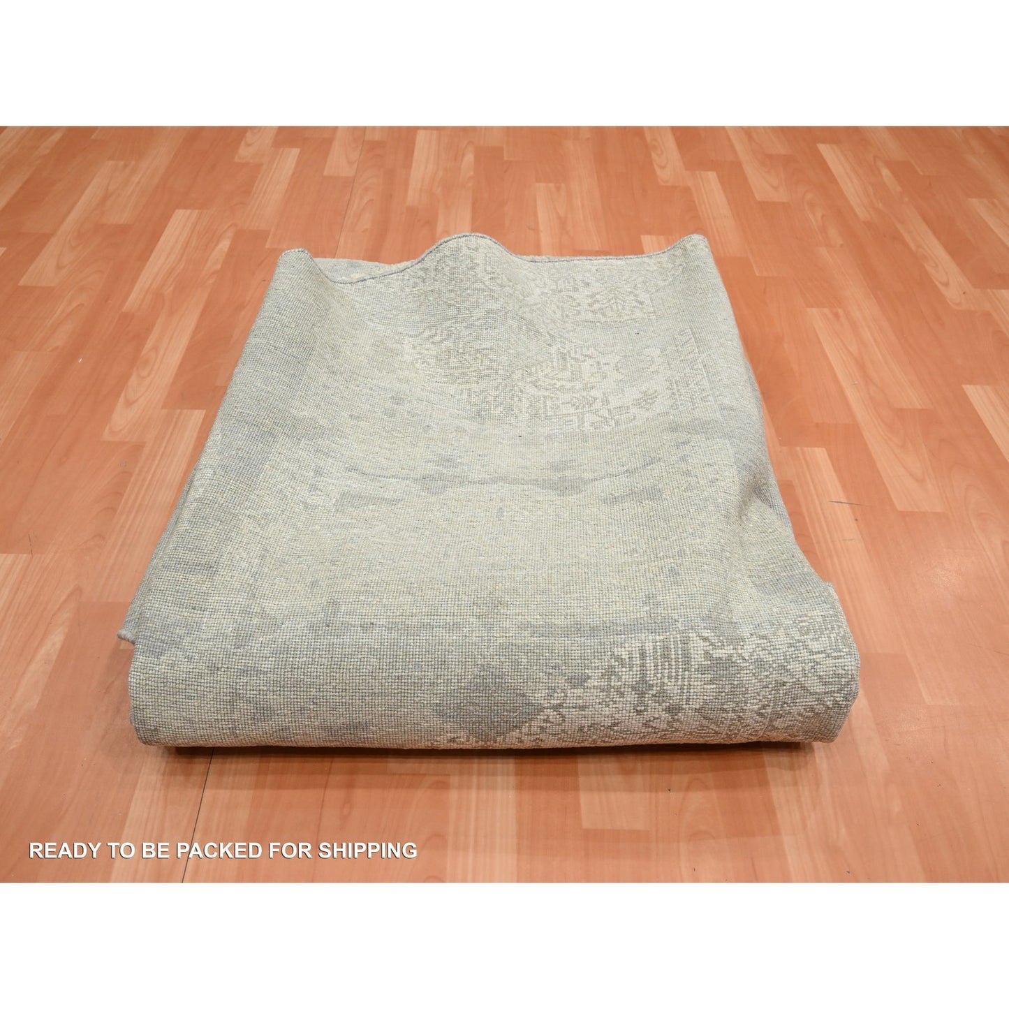 10'X10' Oyster White Jewelry Design Wool And Silk Hand Knotted Round Rug