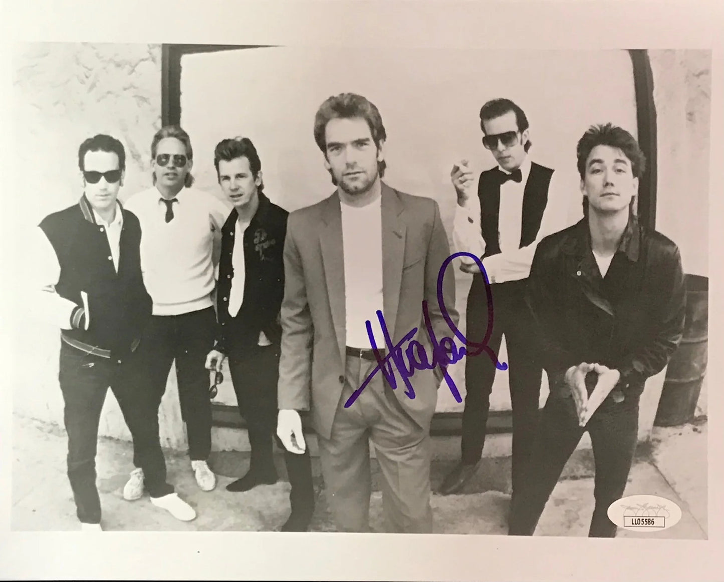 Huey Lewis Autographed 8X10 Photo (Jsa)