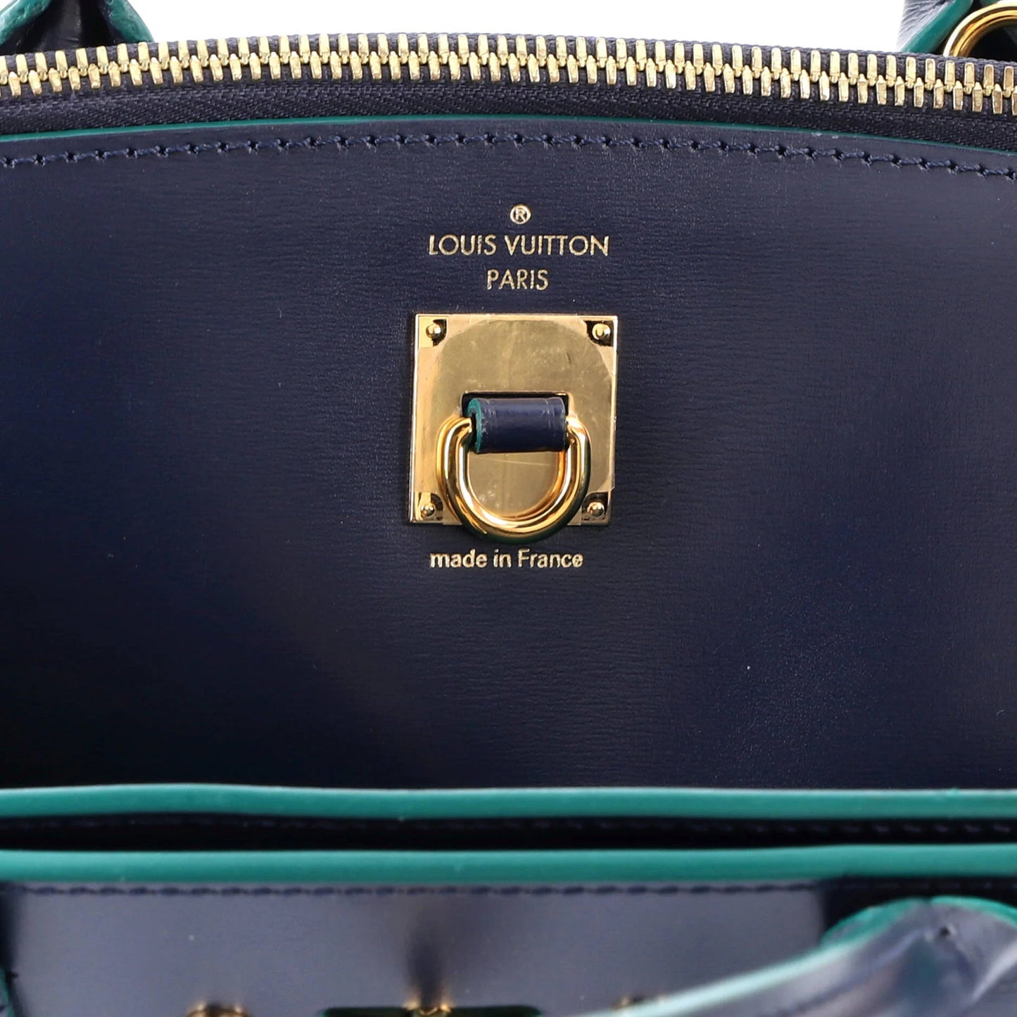 Louis Vuitton City Steamer Handbag Leather Mm