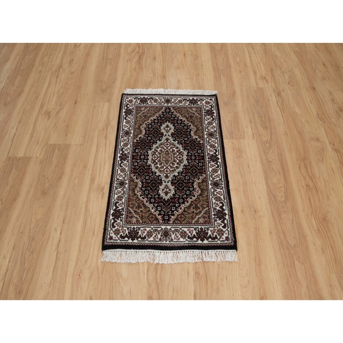 2'X3' Black Tebraz Mahi With Medallion Design Wool Hand Knotted Small Rug