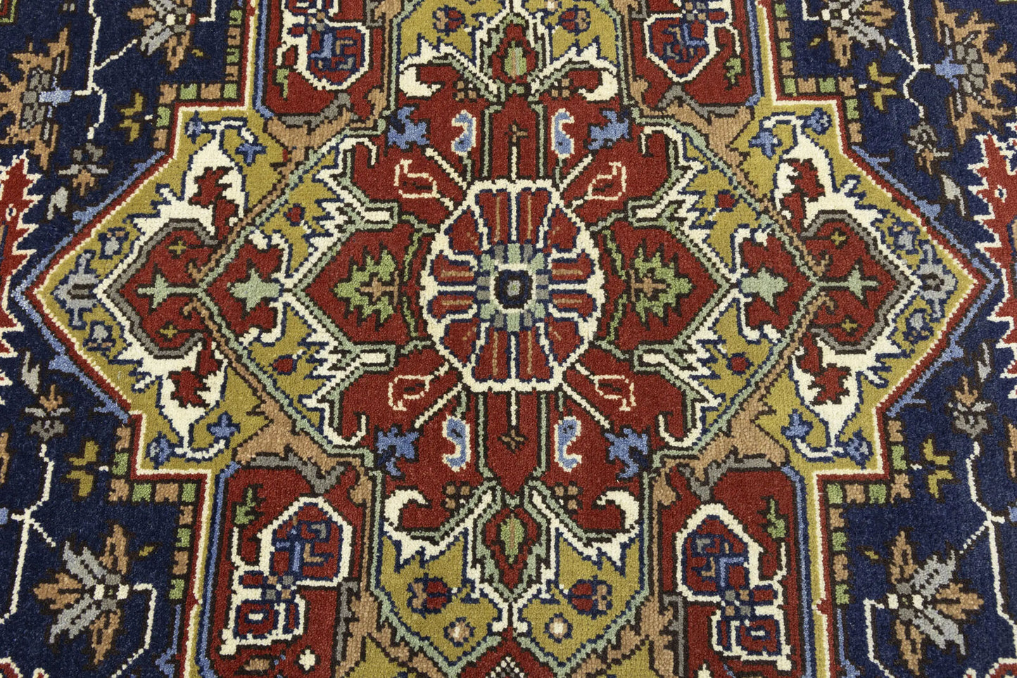 Geometric Heriz Serapi Oriental Rug Dining Room