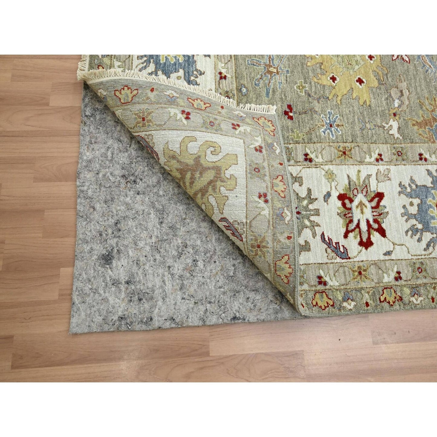 8'1"X10'1" Stone Gray Agra With Ziegler Design Hand Knotted Pure Wool Rug