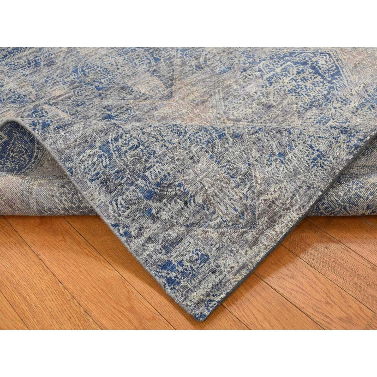 4'9"X7' Gray Erased Rossets Silk With Wool Hand Knotted Rug