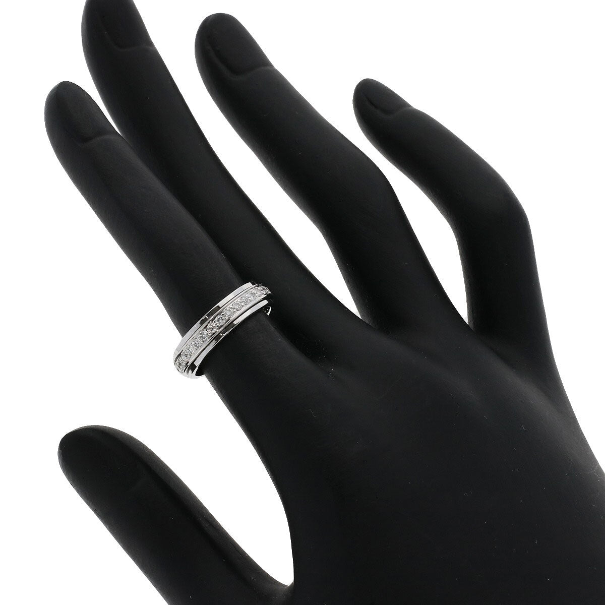 Piaget Ring Possession Full Eternity Diamond