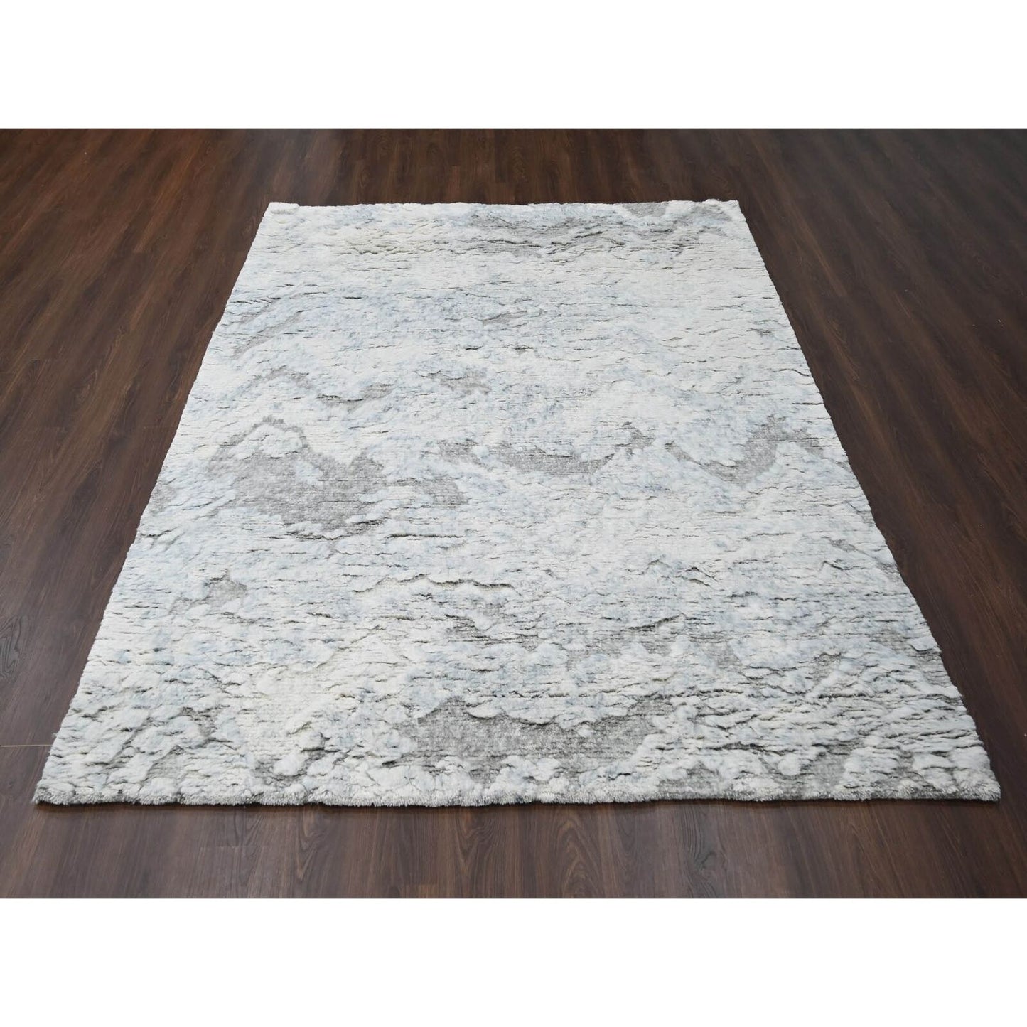 8'X9'10" Ivory Thick & Plush Moroccan Contemporary Wool Hand Knotted Rug