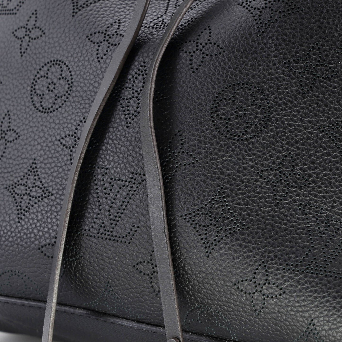 Louis Vuitton Muria Bucket Bag Mahina Leather