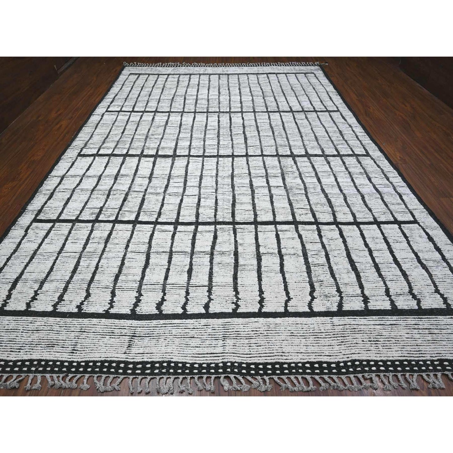 10'X14' Ivory Hand Knotted Moroccan Weave Segment Design Oriental Rug
