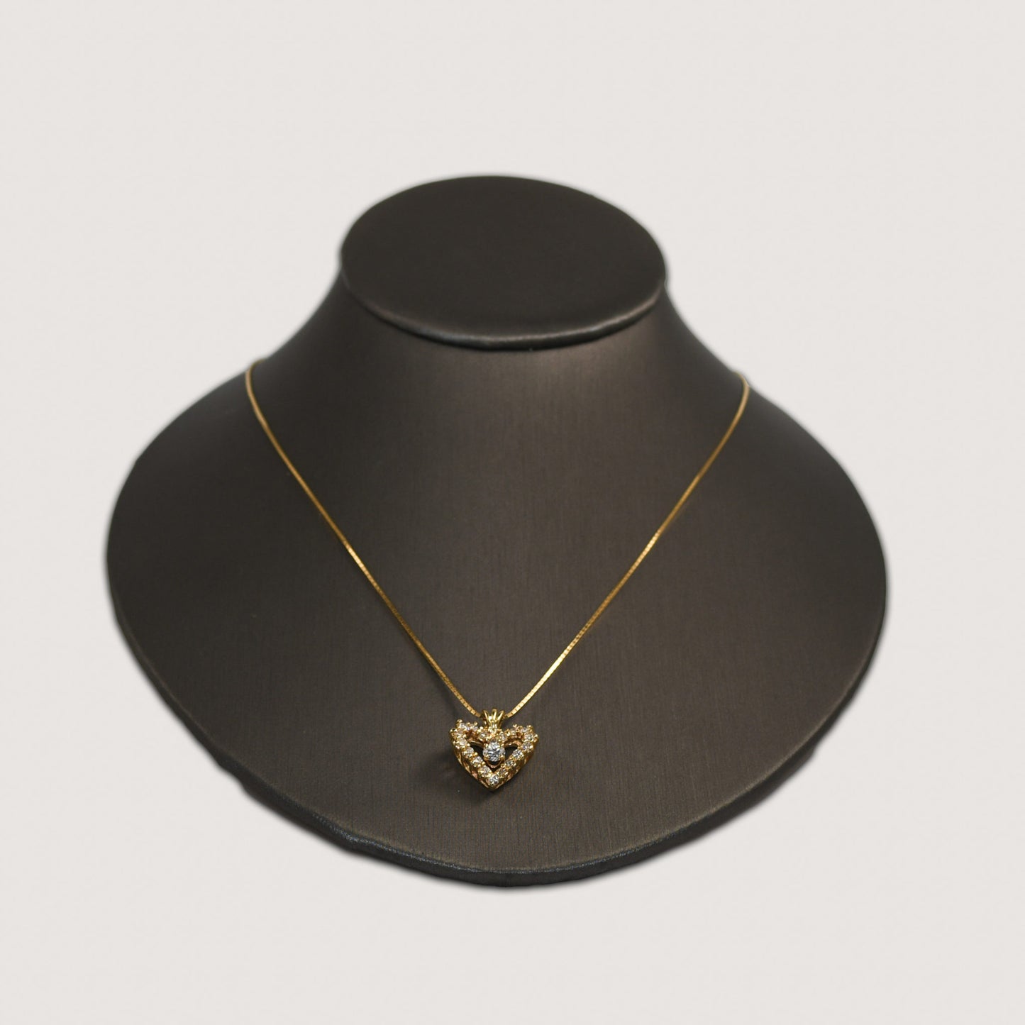 14K Yellow Gold Diamond Heart Pendant Necklace