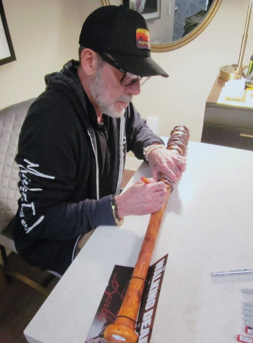 Jeffrey Dean Morgan Negan Signed Lucille Replica