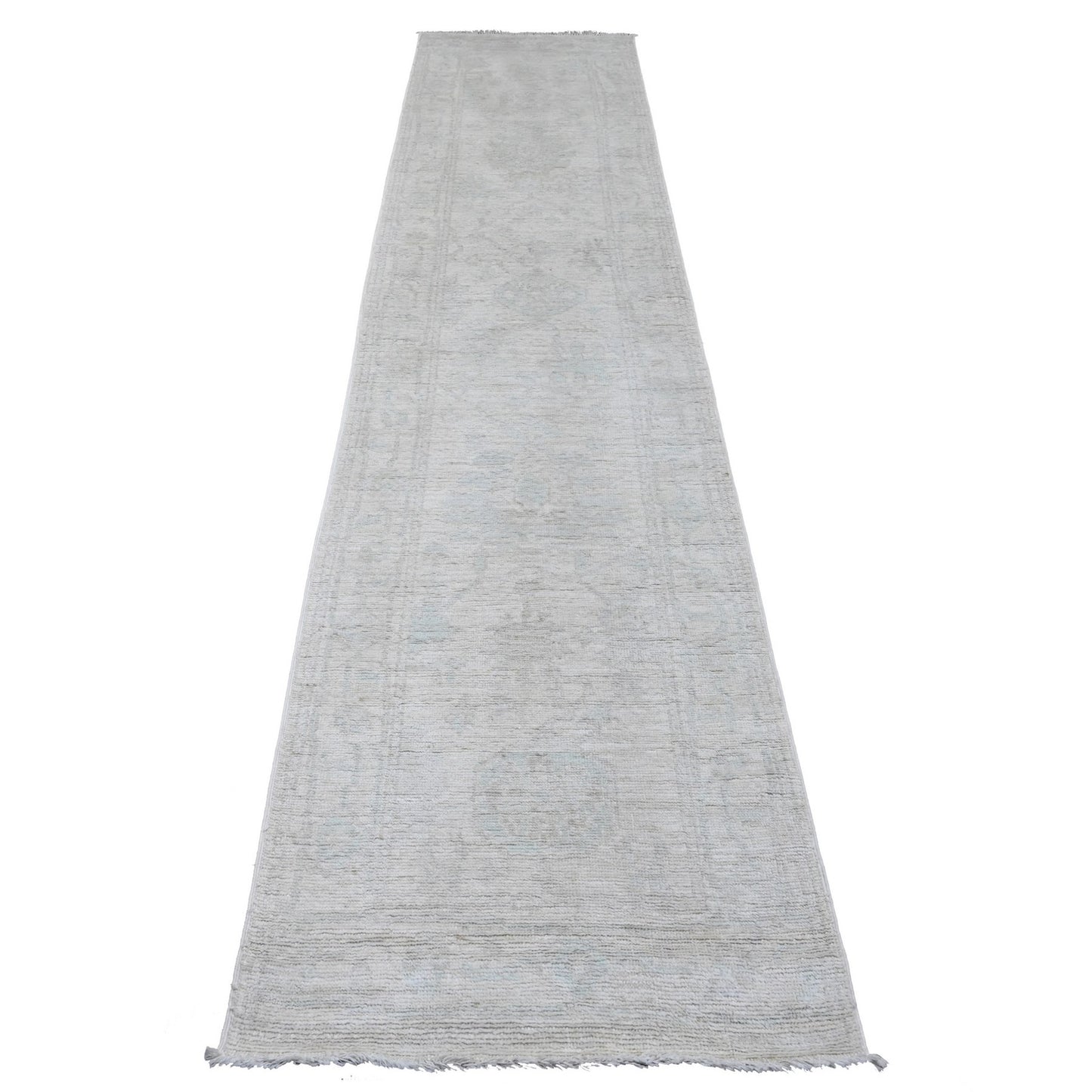 2'7"X11'7" White Hand Knotted Angora Oushak Leaf Design Wool Runner Rug