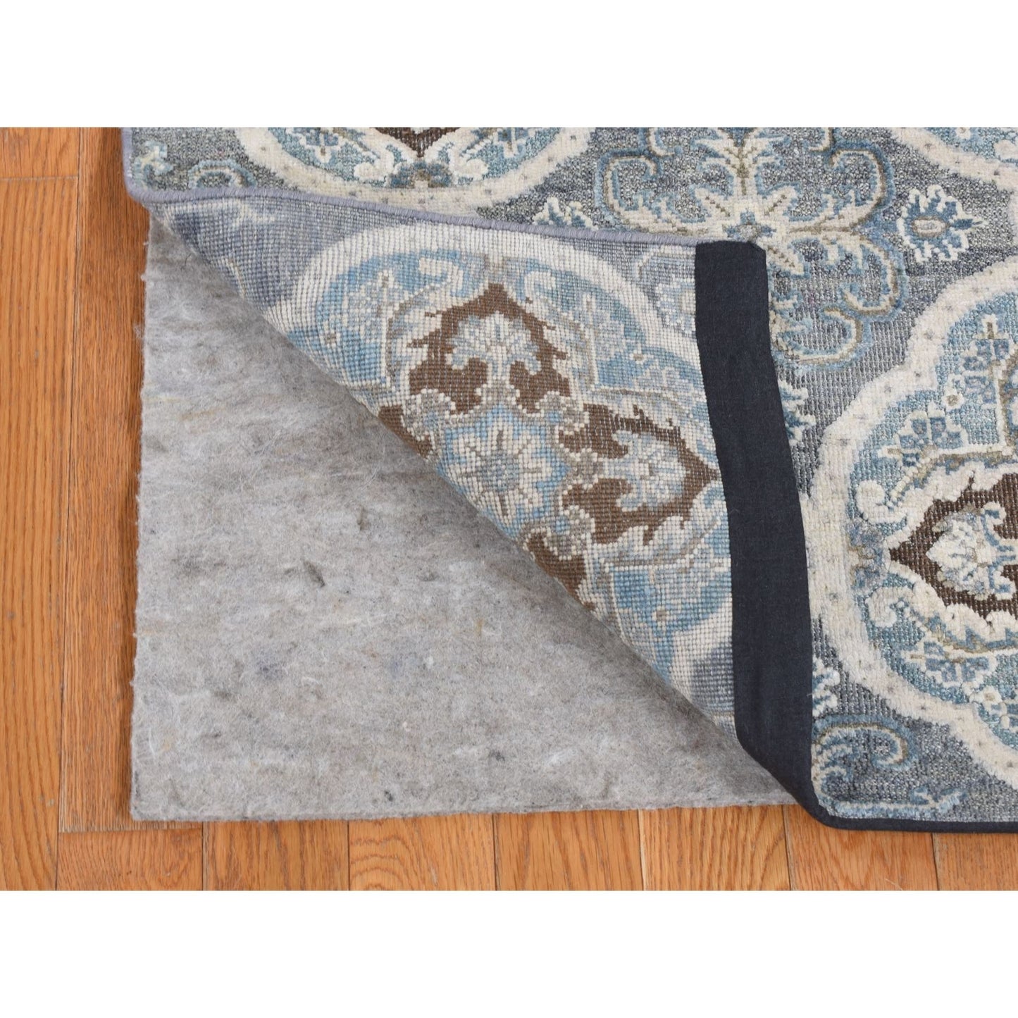 2'7"X9'10" Gray Mughal Design Silk With Wool Hand Knotted Runner Rug