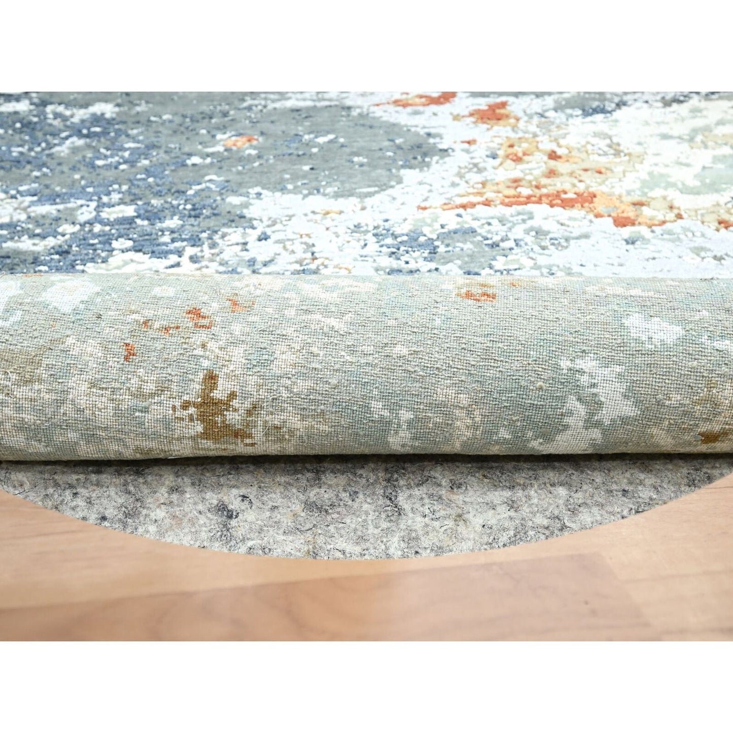 8'X8' Gray With Peach Abstract Design Pure Wool Hand Knotted Round Rug