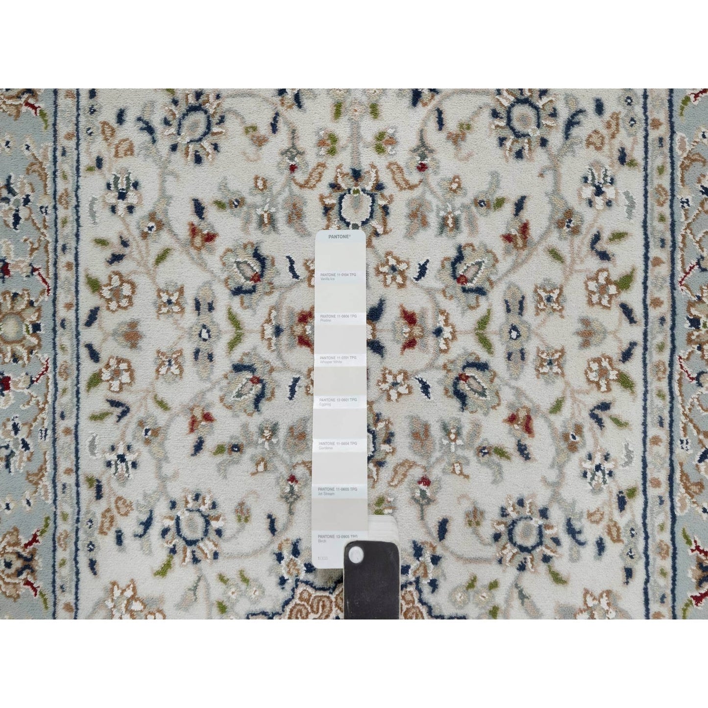 2'5"X10' Spring White Nain Hand Knotted 250 Kpsi Wool And Silk Runner Rug