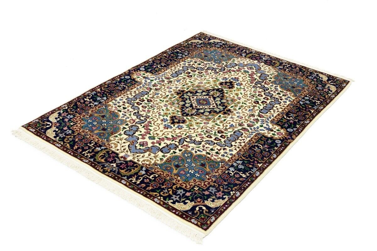 Hand-Knotted Kirman Classic Floral Design