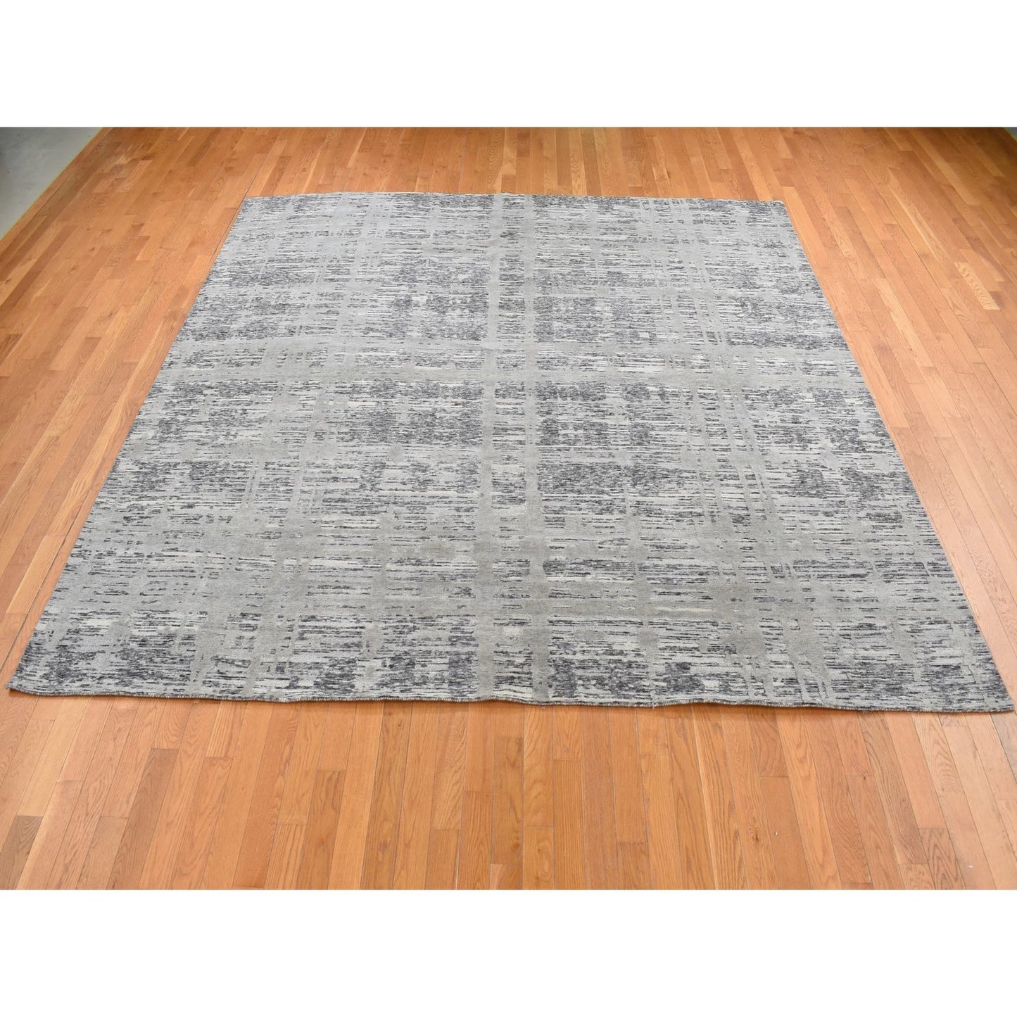 10'1"X10'1" Gray Natural Wool Modern Design Hand Knotted Square Rug