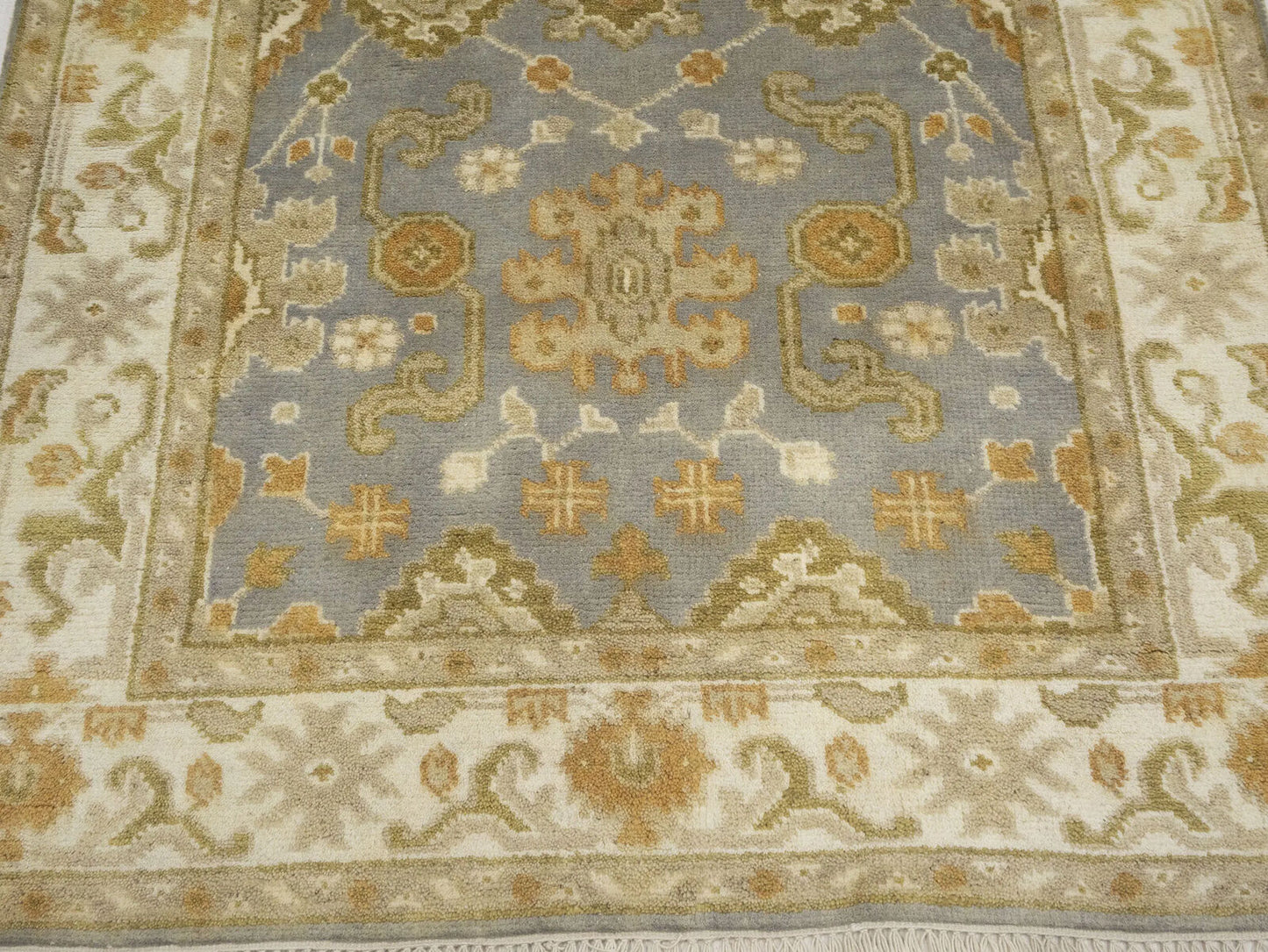 Handmade Classic Oushak Chobi Rug Floral Design