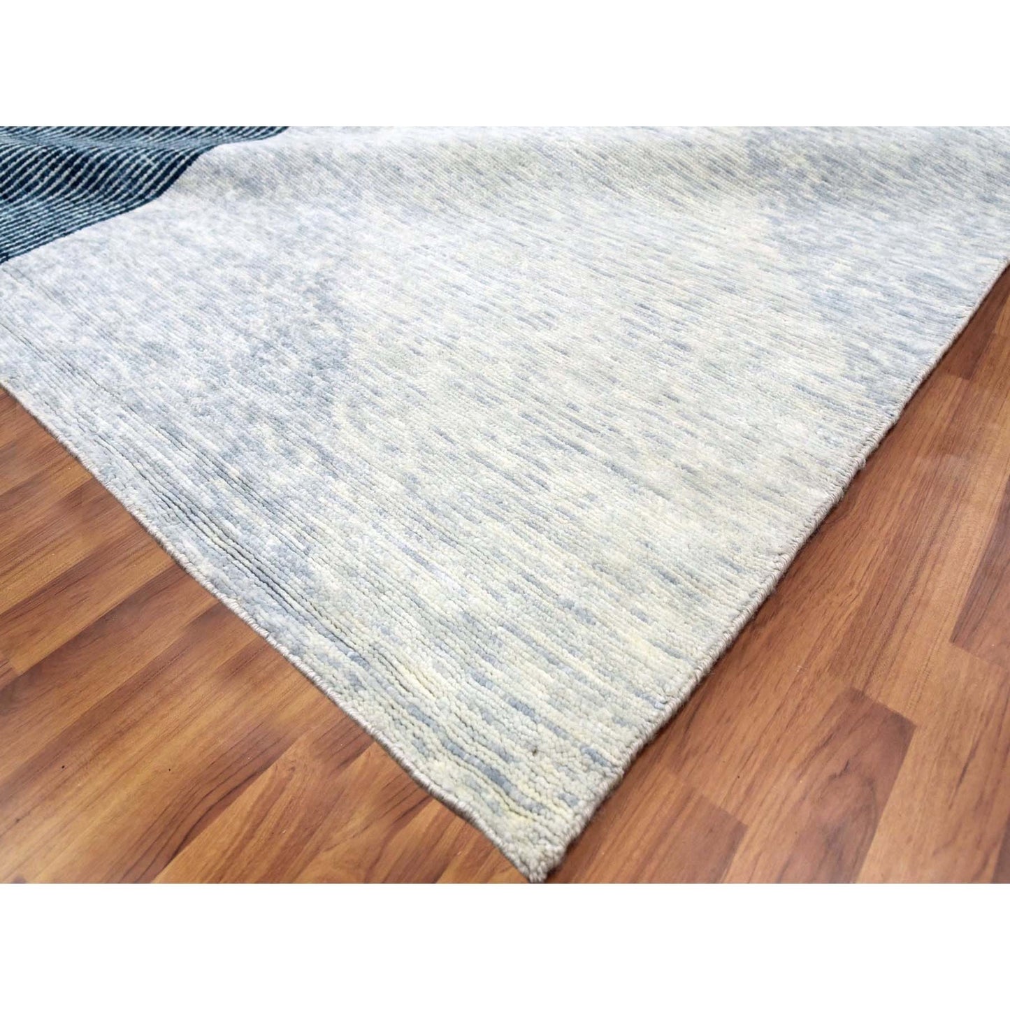 12'1"X18' Gray Art Deco Collection Soft Wool Hand Knotted Oversized Rug
