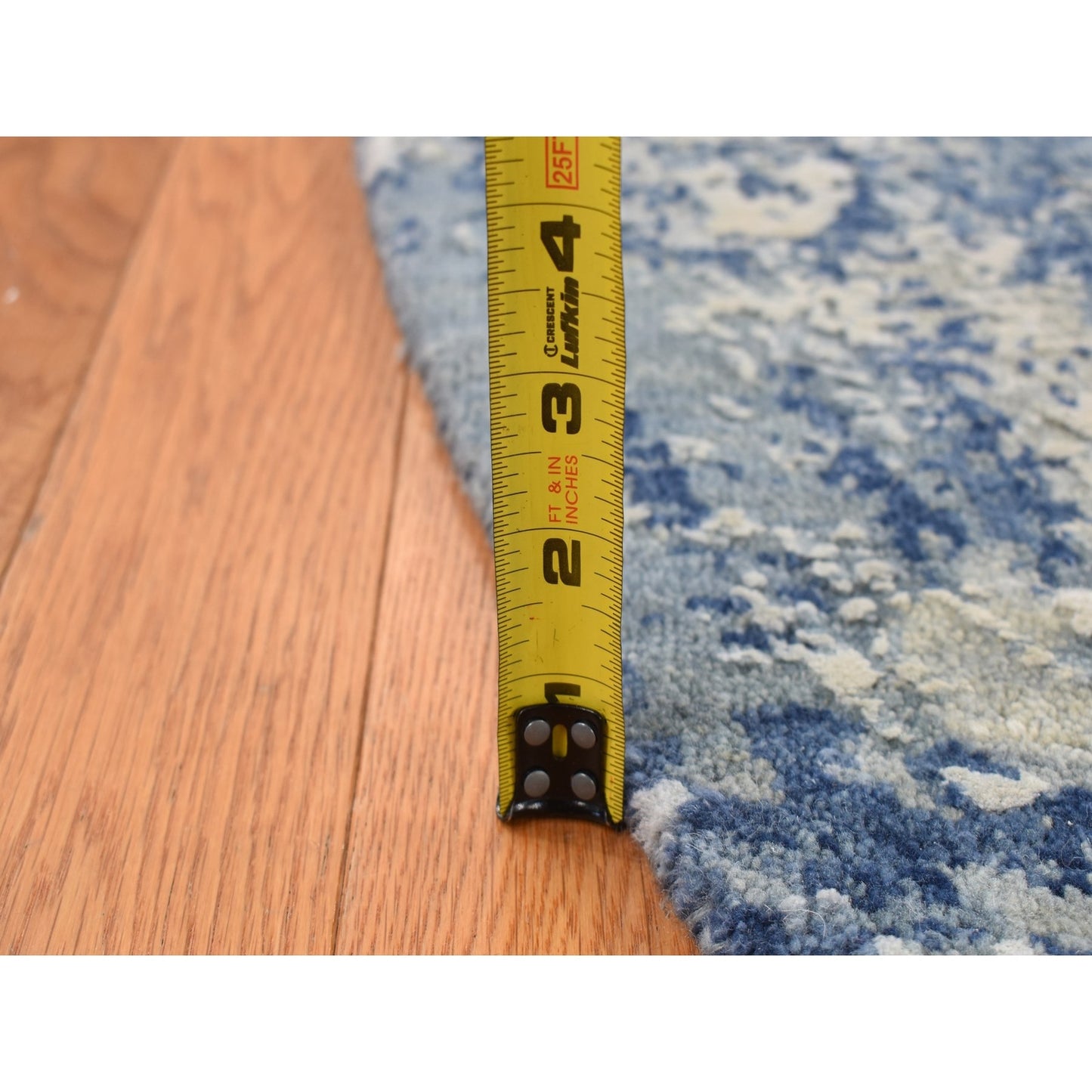 8'1"X8'1" Blue Abstract Design Wool And Pure Silk Hand Knotted Round Rug