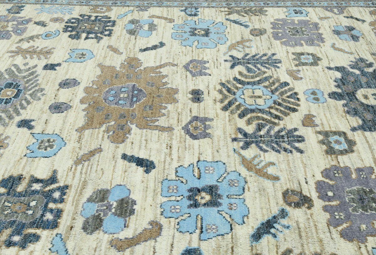 Vintage-Style Peshawar Oushak Oriental Rug Floral
