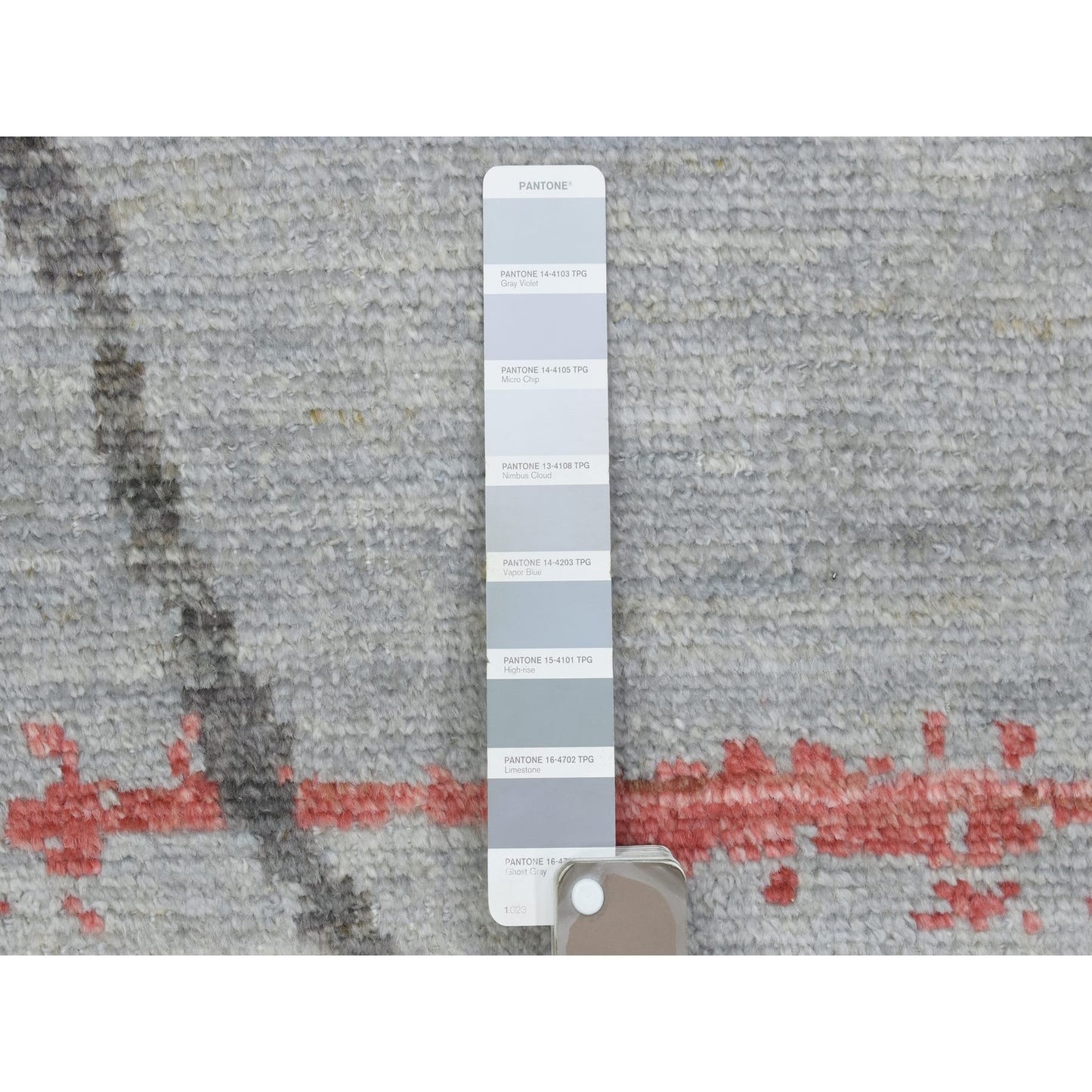 10'X13'9" Light Gray Hand Knotted Boujaad Moroccan Berber Design Wool Rug